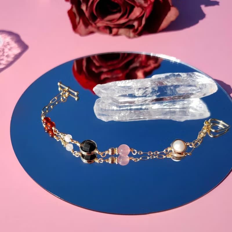 請當主角。粉晶 淡水珍珠 黑瑪瑙 14K包金 水晶礦石設計手鍊