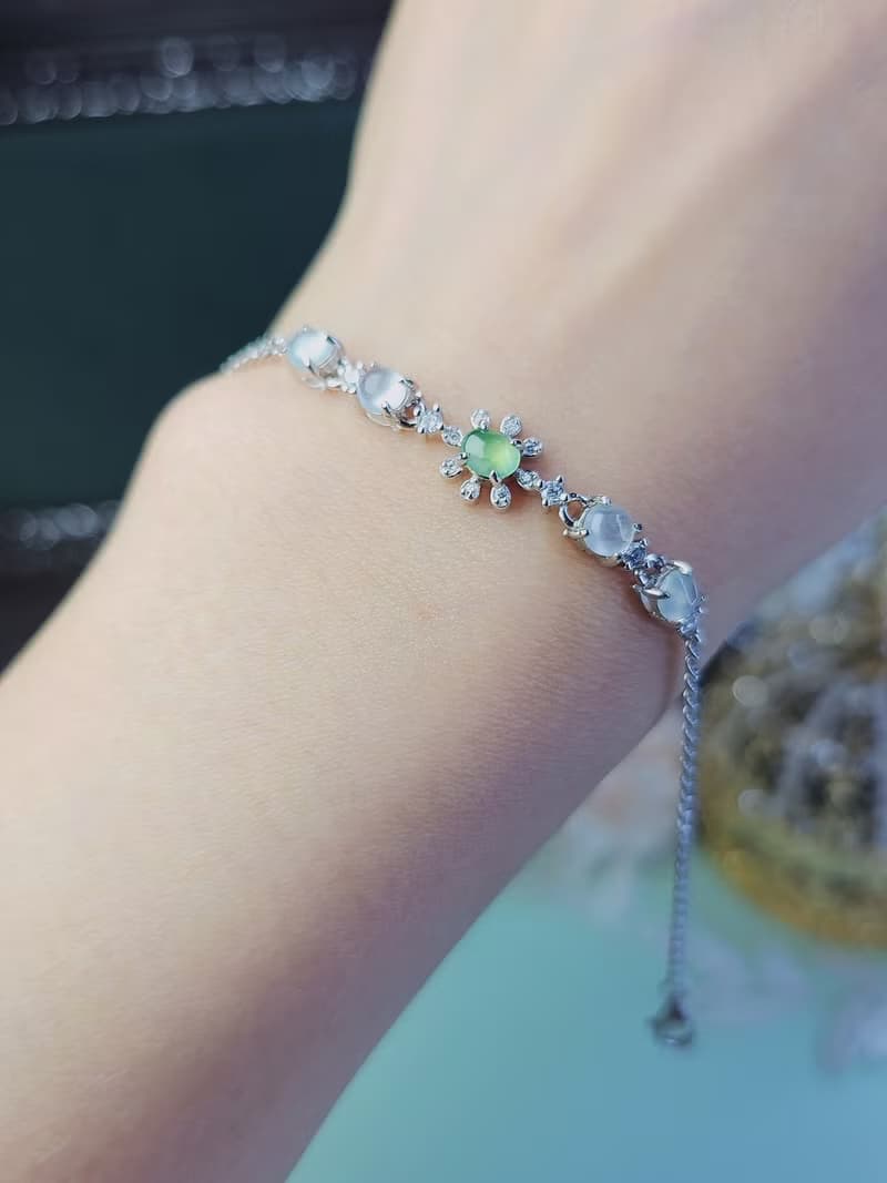 財富|仙女氣|緬甸翡翠高冰白綠飄花蛋面4.8mm純銀鍍18k多顆手鏈