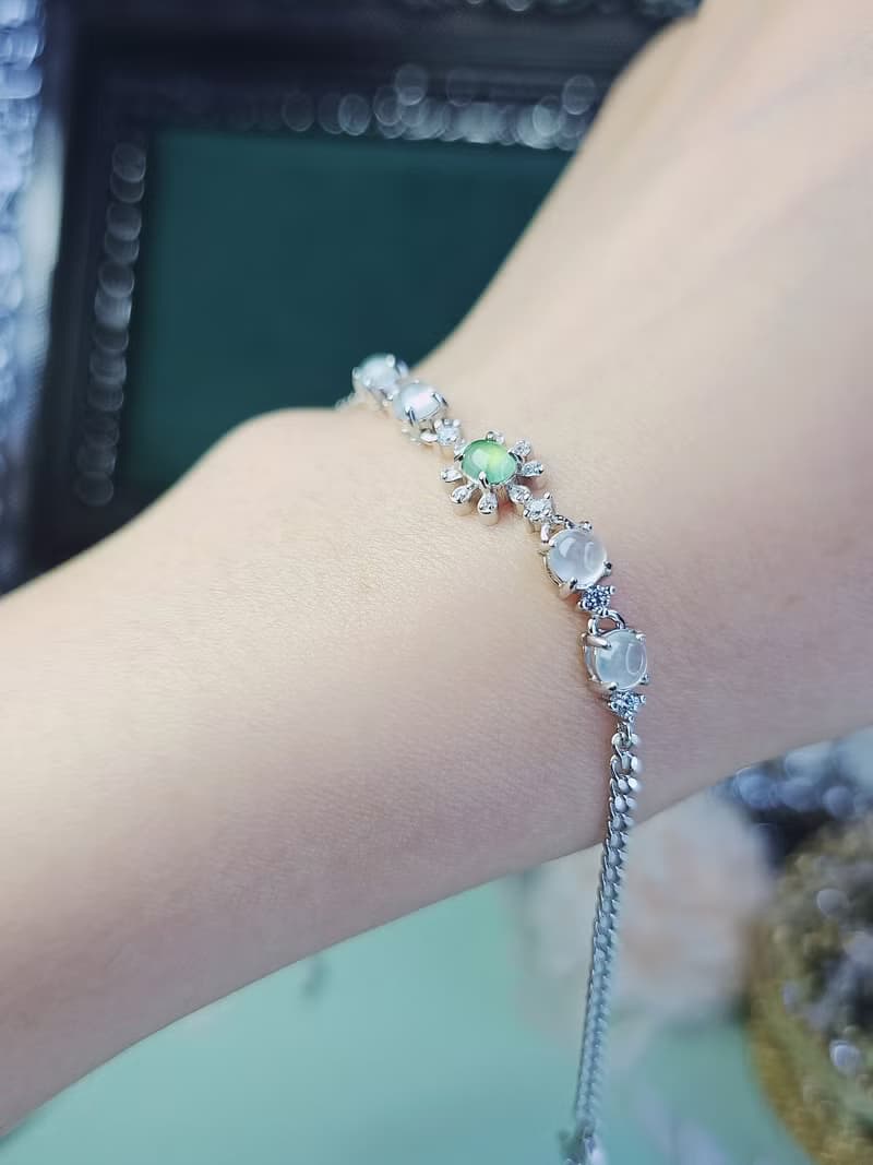 財富|仙女氣|緬甸翡翠高冰白綠飄花蛋面4.8mm純銀鍍18k多顆手鏈