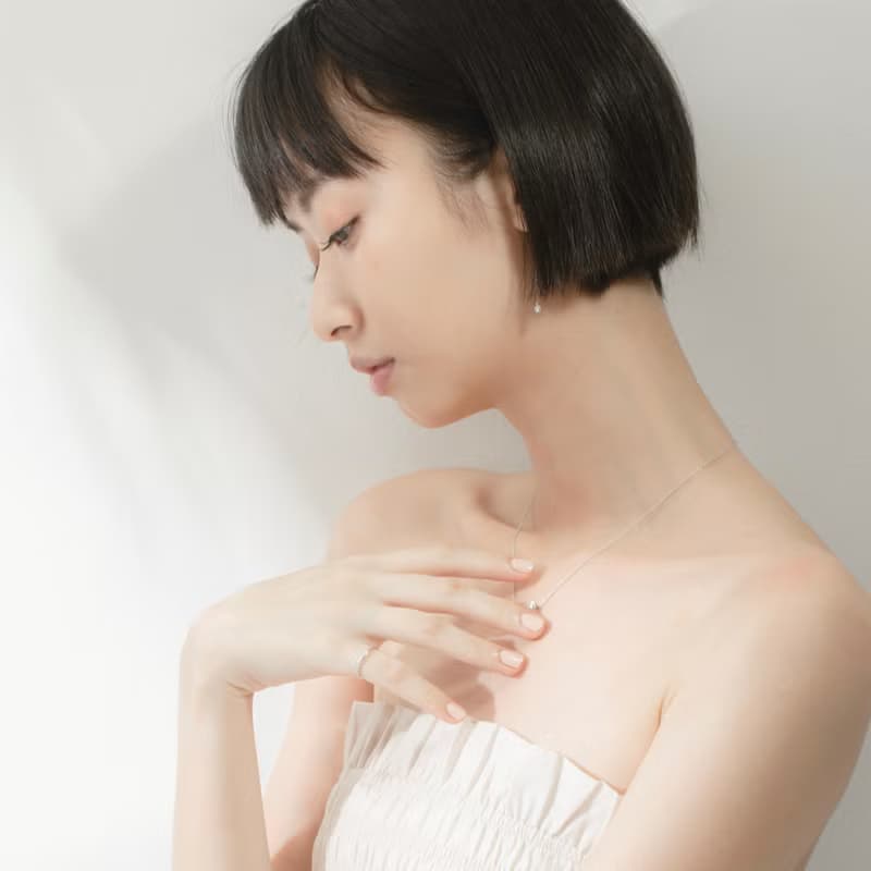 Unwinding 清風垂墜水晶耳飾 抗氧化