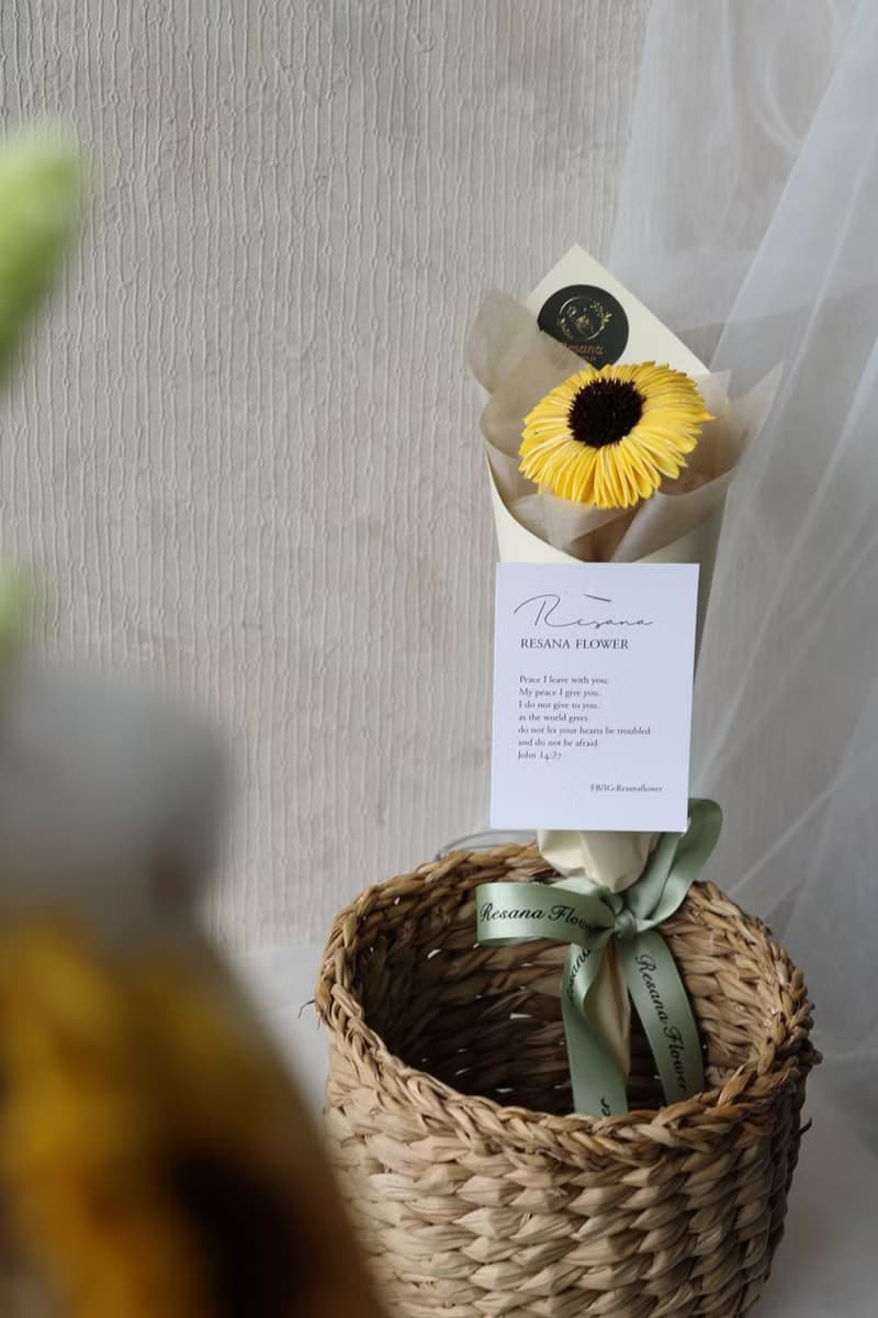 索拉太陽花&棉花甜筒永生花束