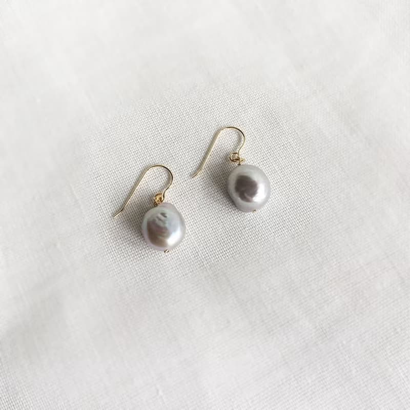 K14gf Baroque Gray Pearl Earrings