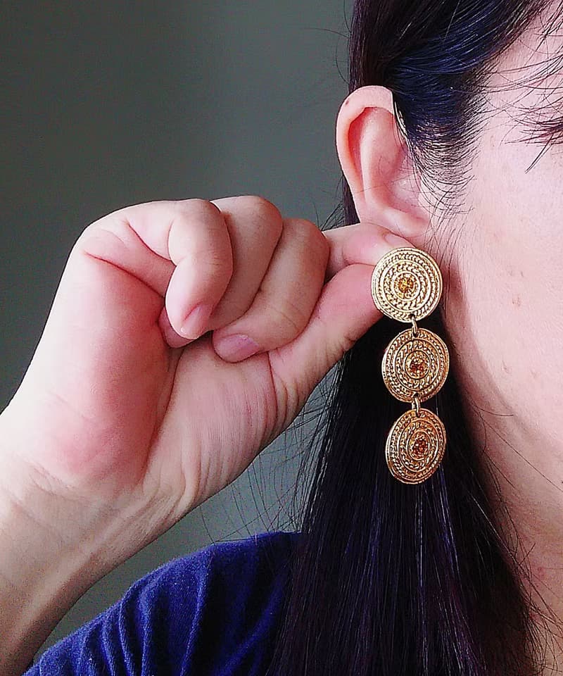 Vintage Jewelry 西洋古董飾品 金色調 垂墜 三圓搖擺 針式耳環