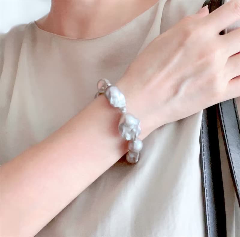 オイスターバロックパールのブレスレット シルバー　中粒　１点のみ