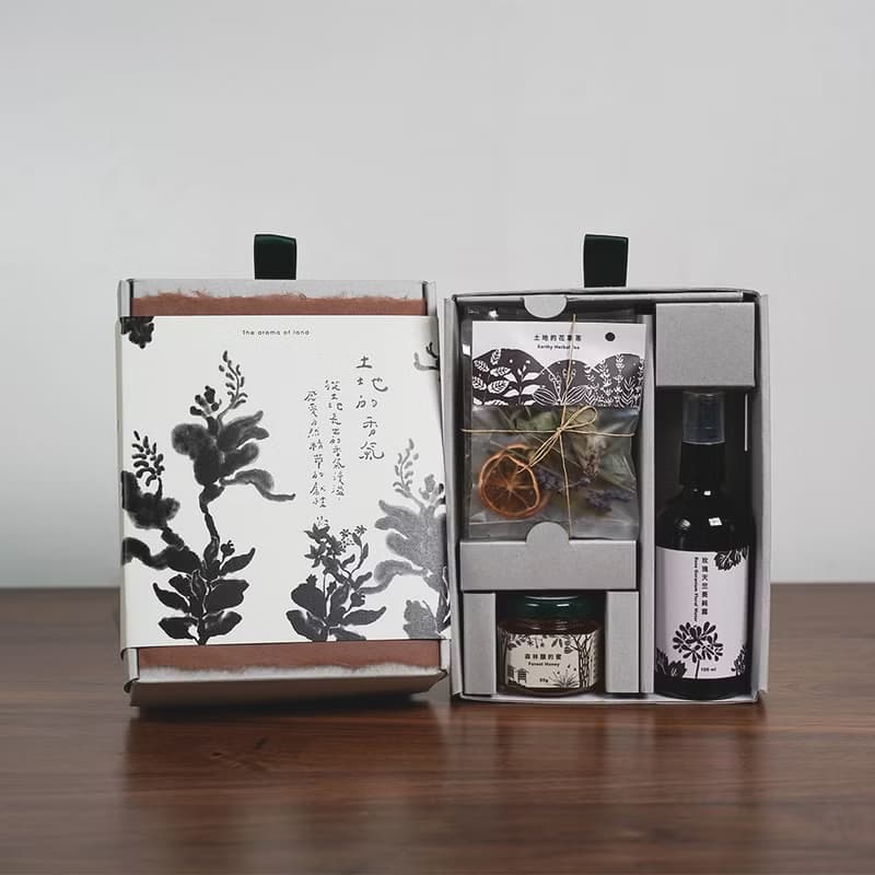 【小農禮盒】土地的香氣 | 小農選物/香草茶/純露/蜂蜜/伴手禮