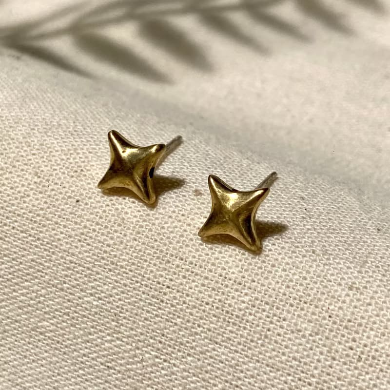 老林雜貨 | 黃銅星芒小耳環 (針式 / 夾式)