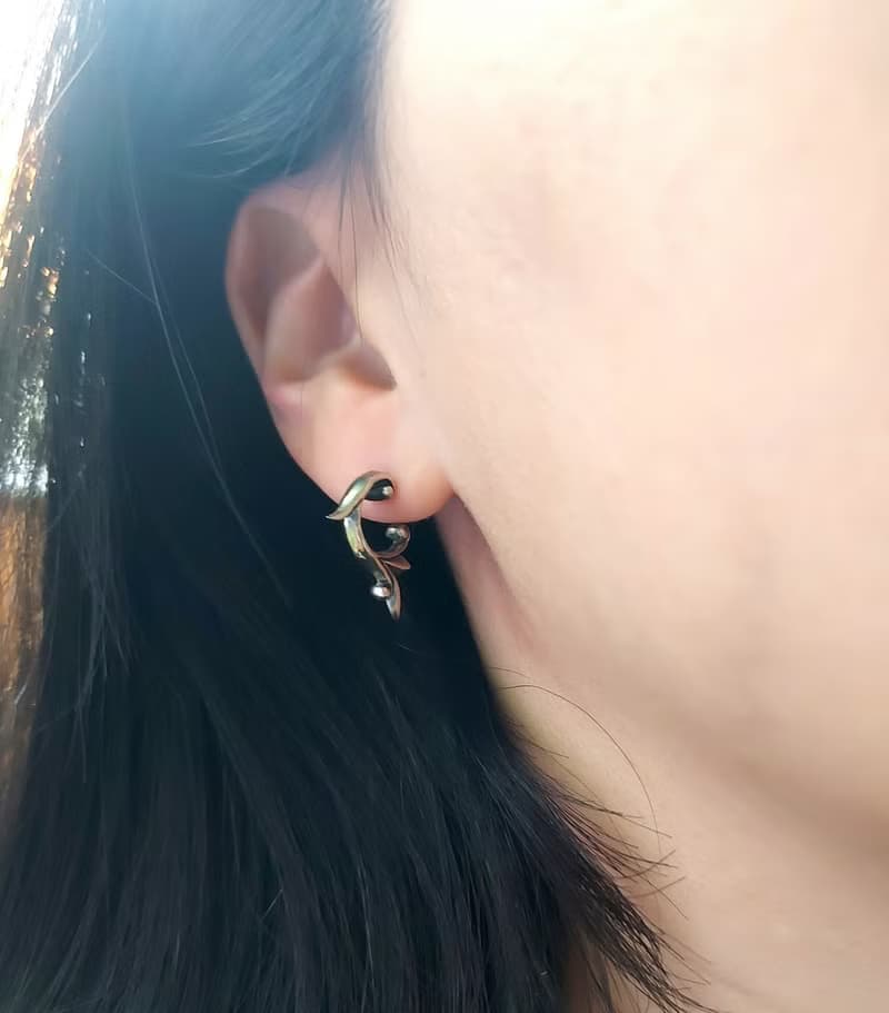 !!快速出貨!! 925純銀 巴洛克個性宮廷鳥羽造型直針耳環