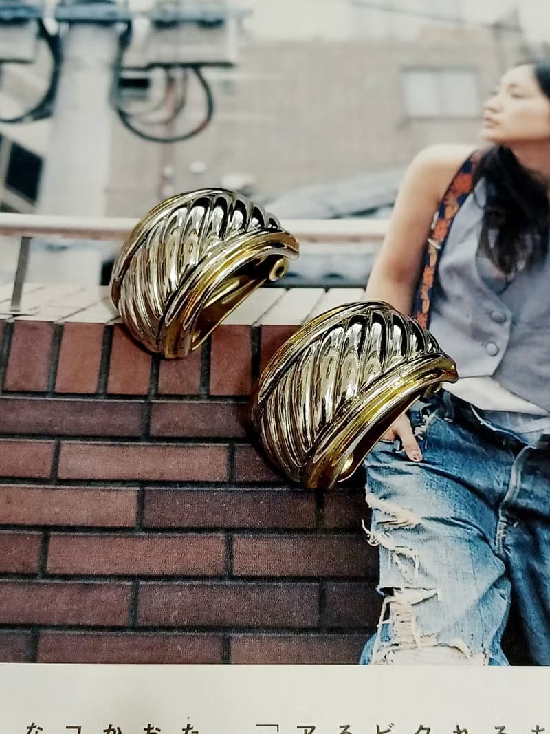 vintage jewelry  古董雙色柱紋格夾式耳環