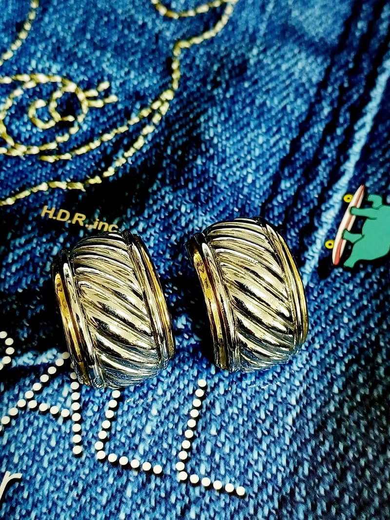 vintage jewelry  古董雙色柱紋格夾式耳環