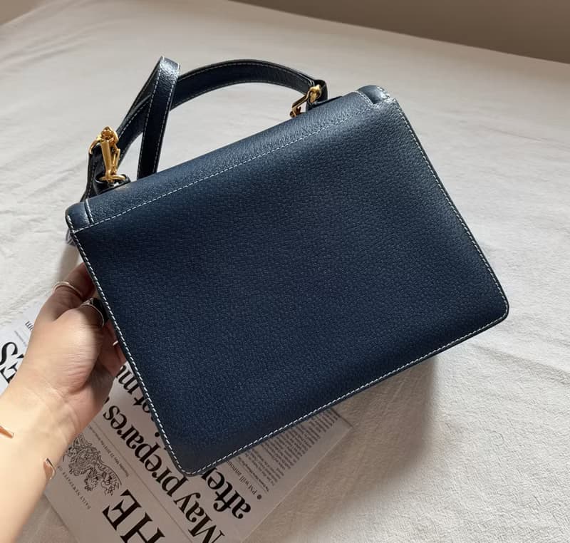 中古Valentino Garavani小V金扣 明線牛皮深丹寧配色 手提單肩包