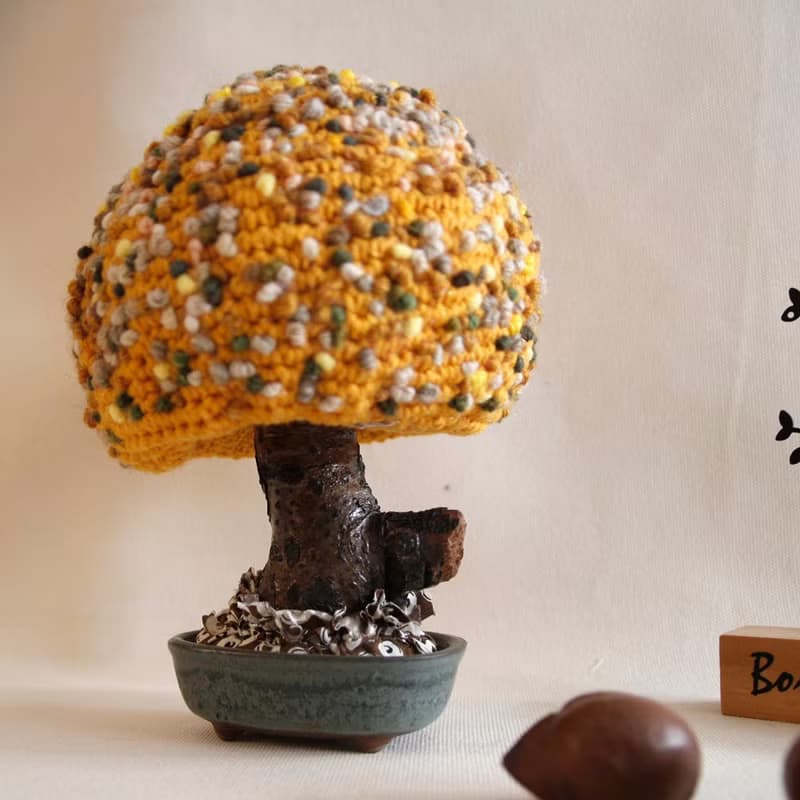手鉤四季 手作秋天樹 限量毛線植栽 樹段+釉燒盆器 黃色結粒秋楓