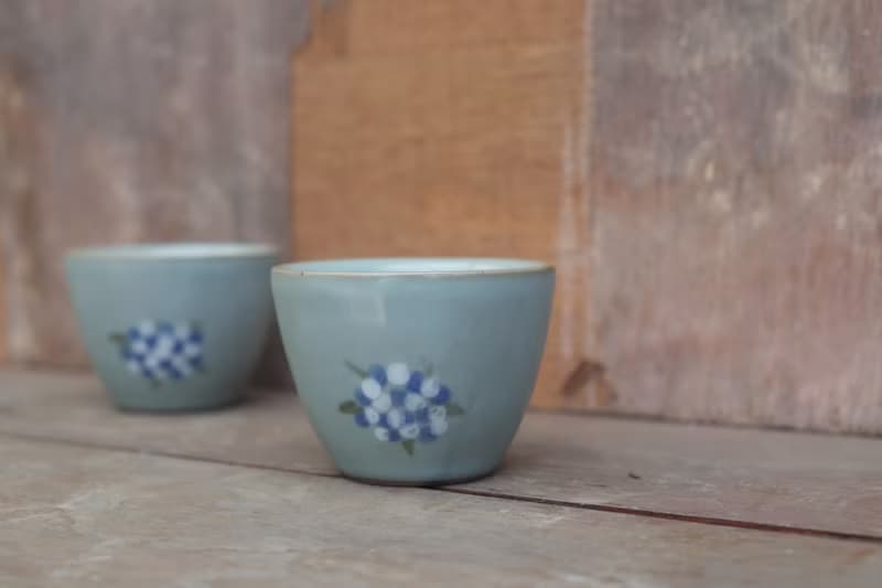 青瓷汝窯簡易茶具組【藍白繡球花款】－簡易壺、茶海、2只茶杯