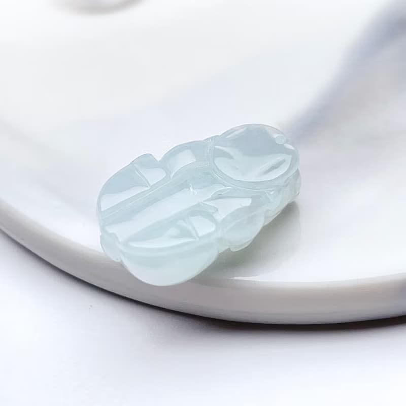 【招財神獸】冰綠種翡翠貔貅吊飾 | 天然緬甸玉翡翠A貨
