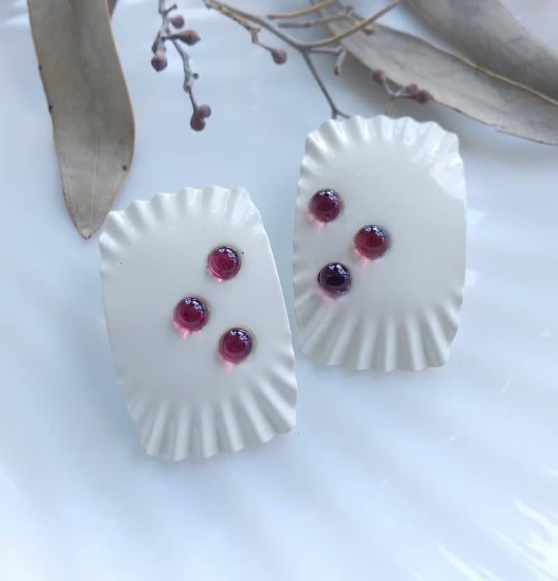 Vintage Jewelry 西洋古董飾品 白琺瑯 方形波浪 針式耳環