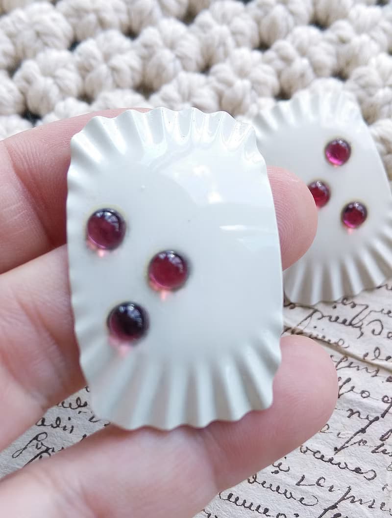 Vintage Jewelry 西洋古董飾品 白琺瑯 方形波浪 針式耳環