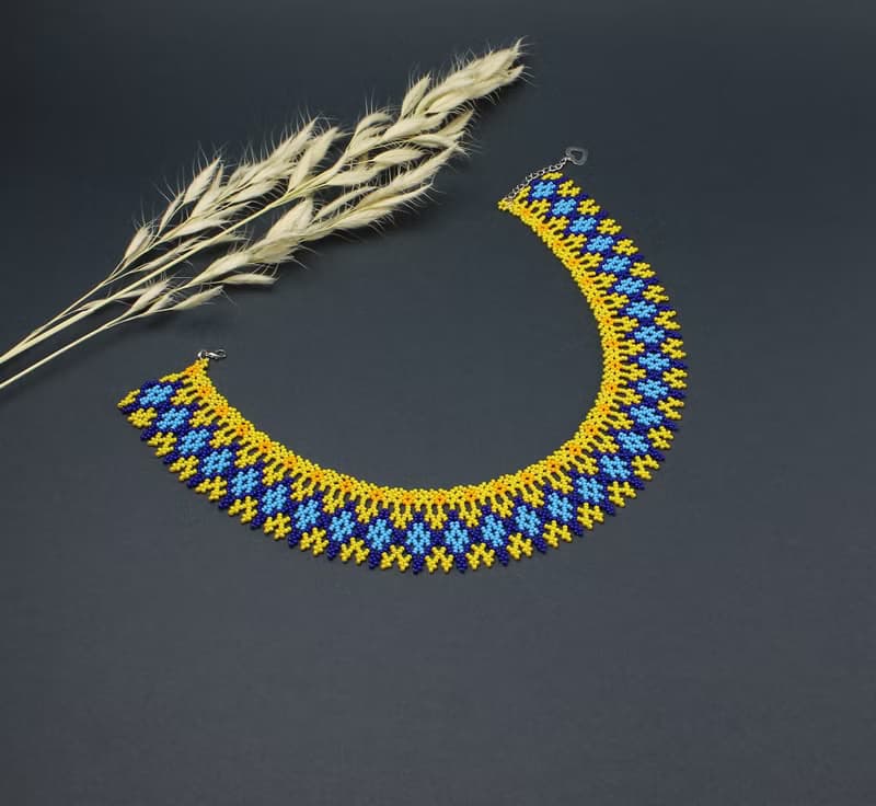 Blue and yellow beaded necklace for woman