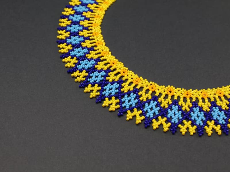 Blue and yellow beaded necklace for woman