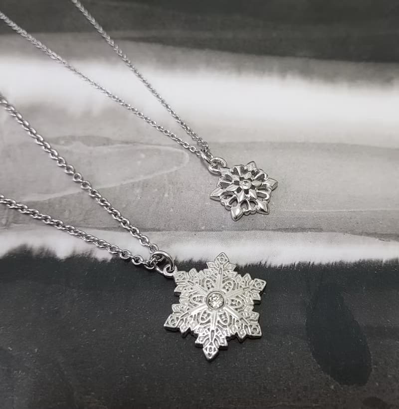 +純愛如雪+ 925純銀飾晶鑽雪花項鍊情侶對墜對鍊 鑽色可換