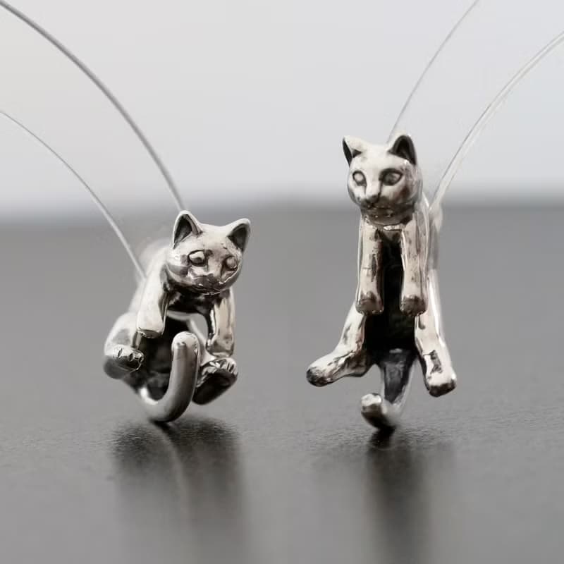脱力猫ピアス グリ Silver 片耳