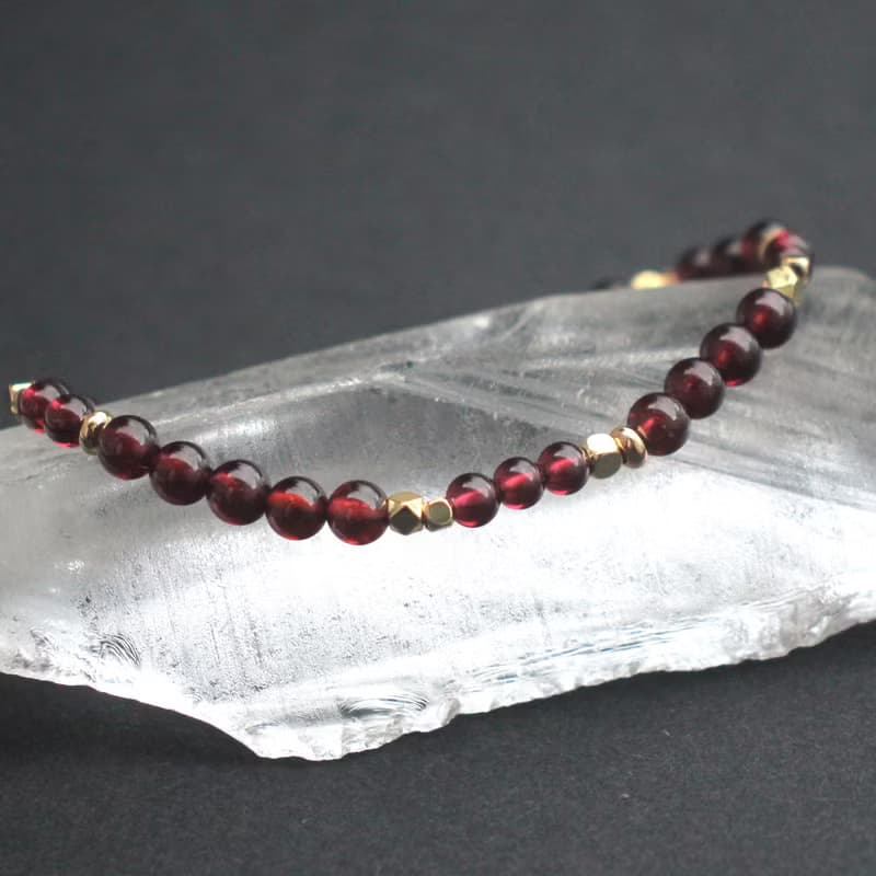 石榴石-紫牙烏-水晶手鍊-開運-附大顆粒白水晶消磁石