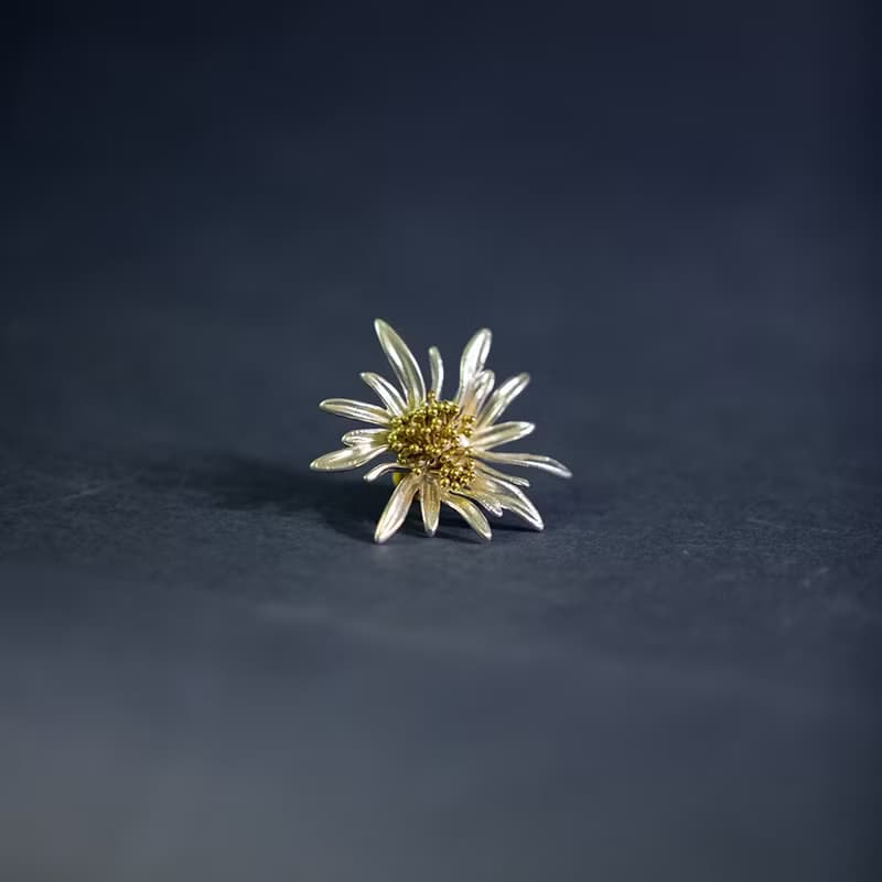 八月南方金工手作小雛菊胸花植物花朵胸針925銀清新淡雅氣質風格
