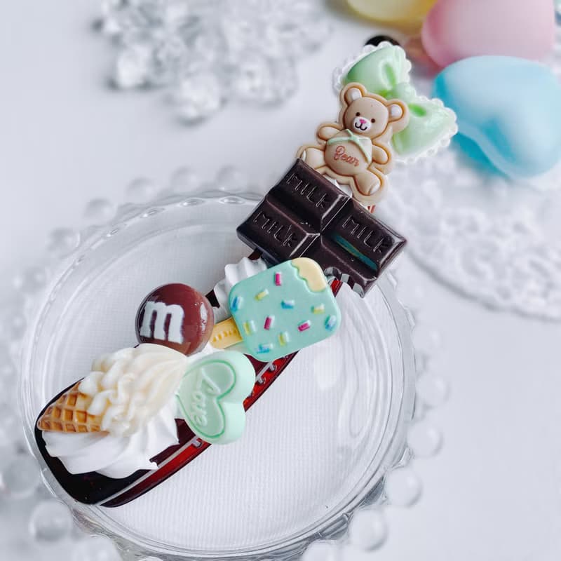 お菓子のバナナクリップ  スイーツデコ  フェイクスイーツ