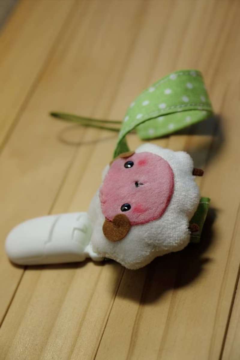 Bucute小羊奶嘴夾釦子/繩子(香草奶嘴用)/寶寶專用/手工製作/彌月禮物