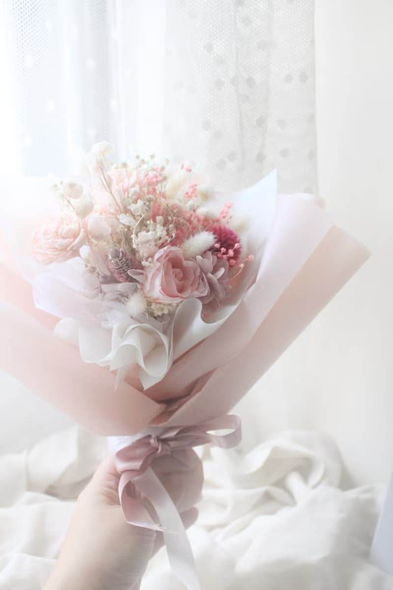 粉色絕代青春篇章・甜美粉永生玫瑰與棉花花束