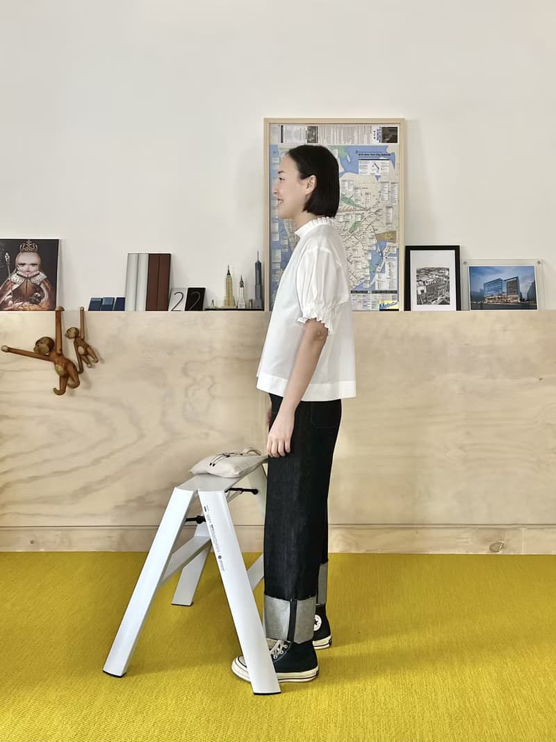 百折小立領澎袖上衣