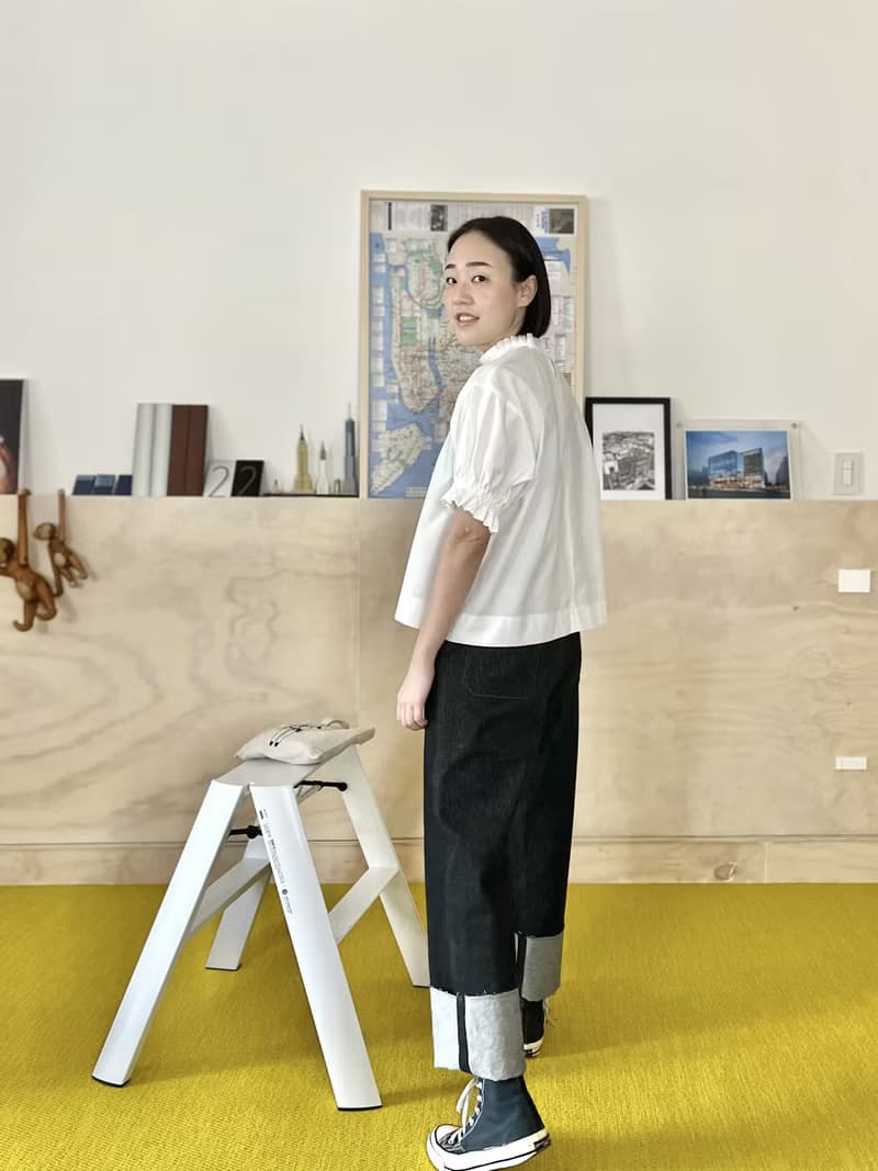 百折小立領澎袖上衣