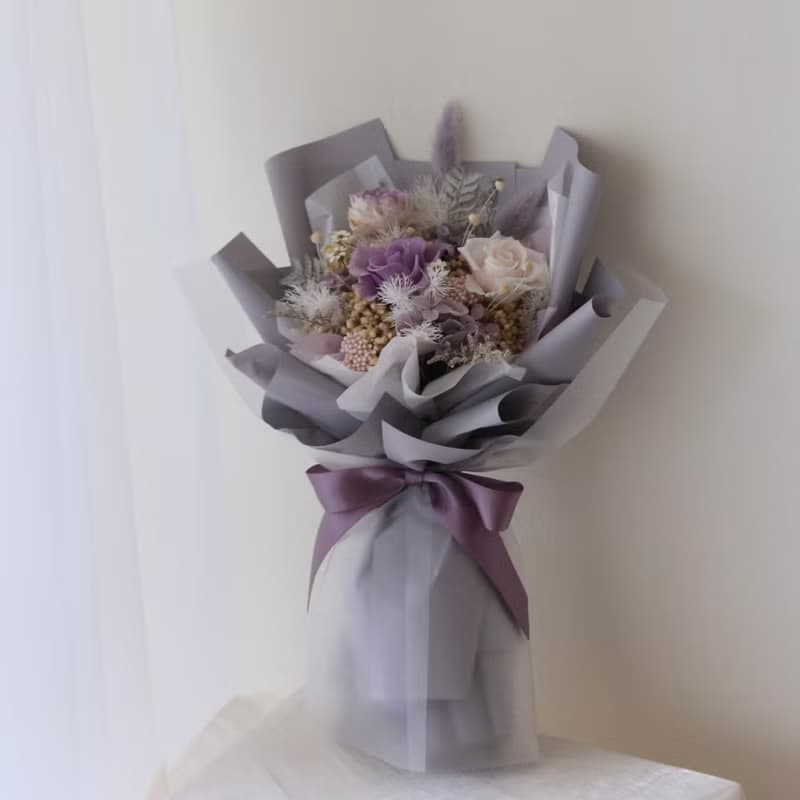 【畢業花束】畢業禮物 永生玫瑰 玫瑰花束 永生花束 玻璃球