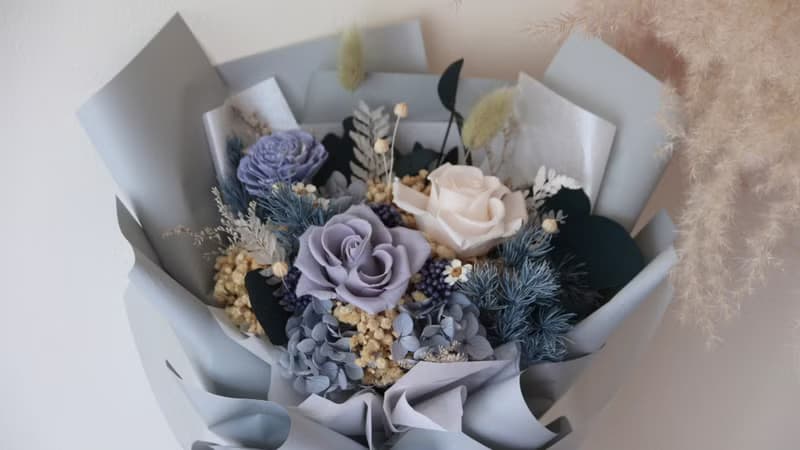 【畢業花束】畢業禮物 永生玫瑰 玫瑰花束 永生花束 玻璃球