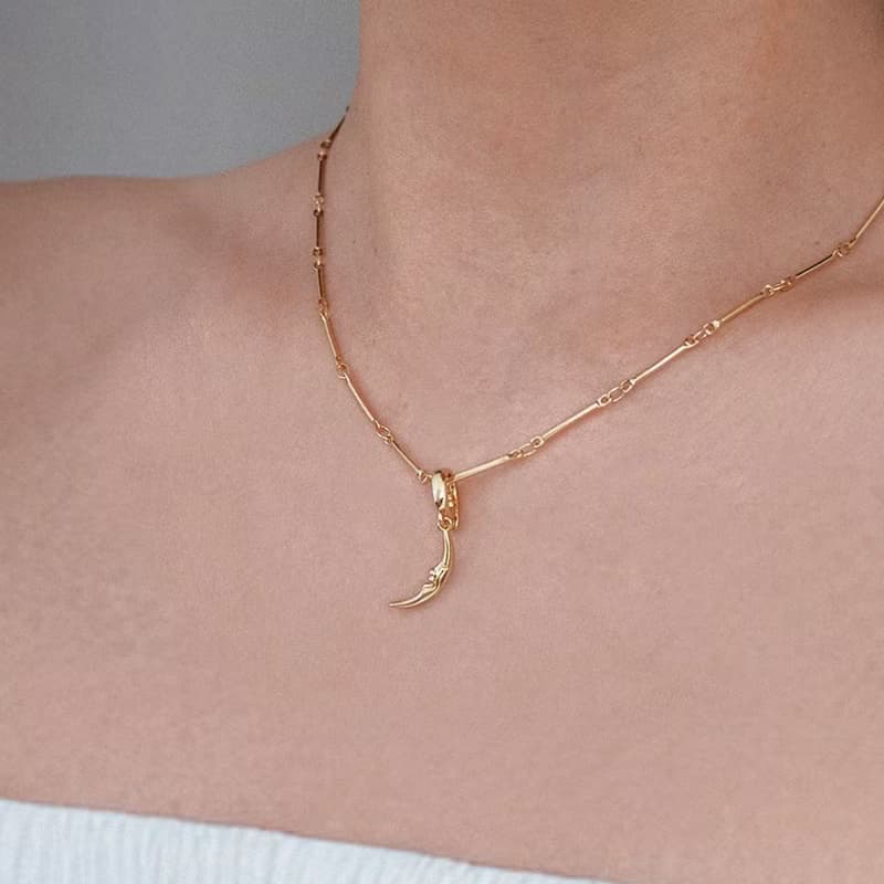 項鏈墜 | 新月夜