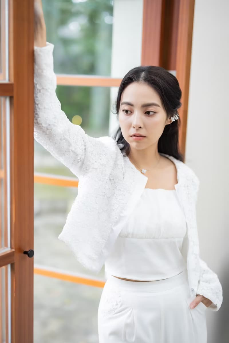 雲朵抓皺小背心       輕婚紗首選