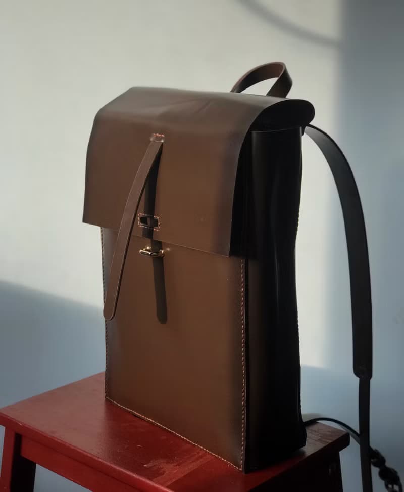 Zemoneni 全手作 朱古力後背包 電腦包 工作背包 棕色 香港設計