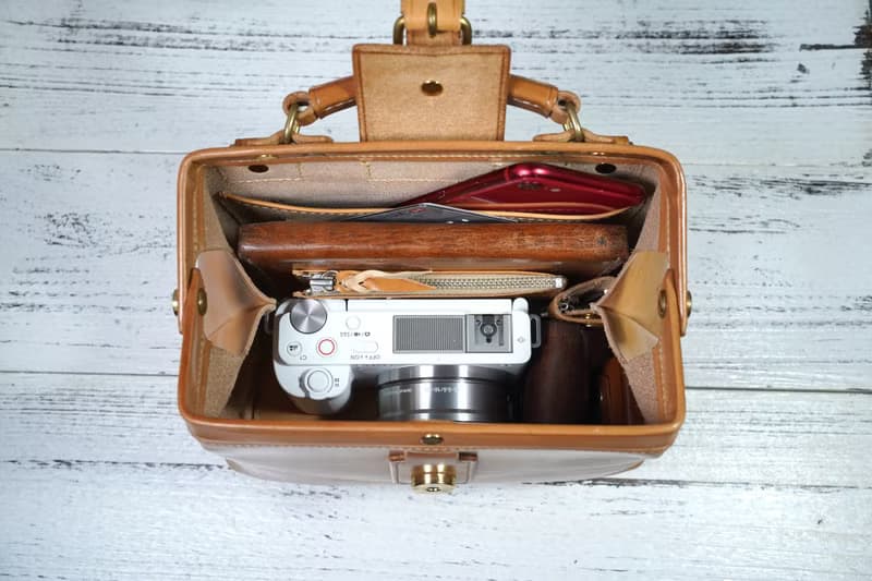 MOOS 單肩 小型 醫生包 4:3fat SIZE: 20x15x10 cm