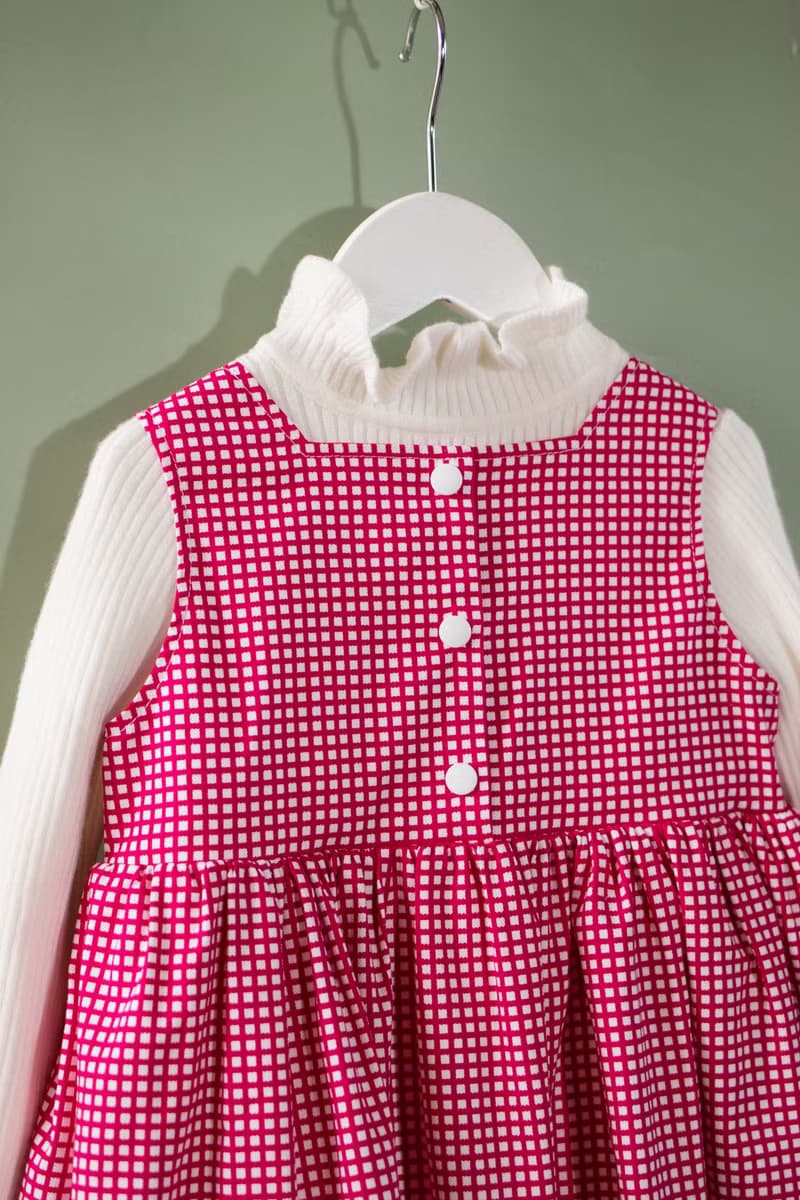 女童紅色格子經典方領吊帶裙