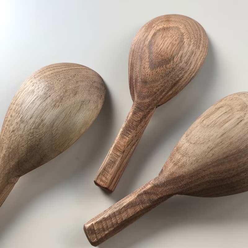 クルミの鋸目のサーバースプーン　レンゲタイプ