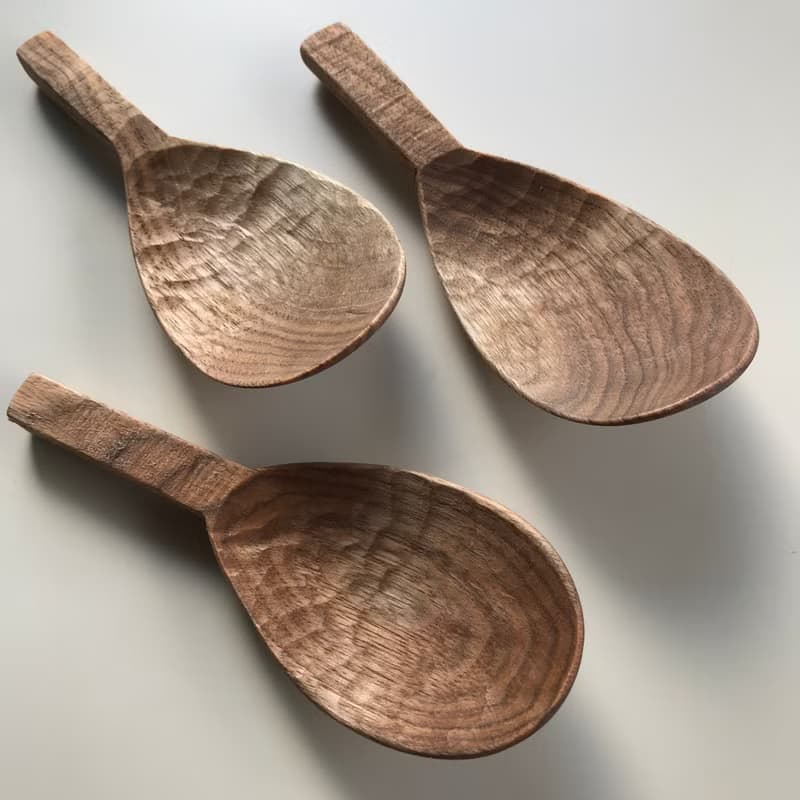 クルミの鋸目のサーバースプーン　レンゲタイプ