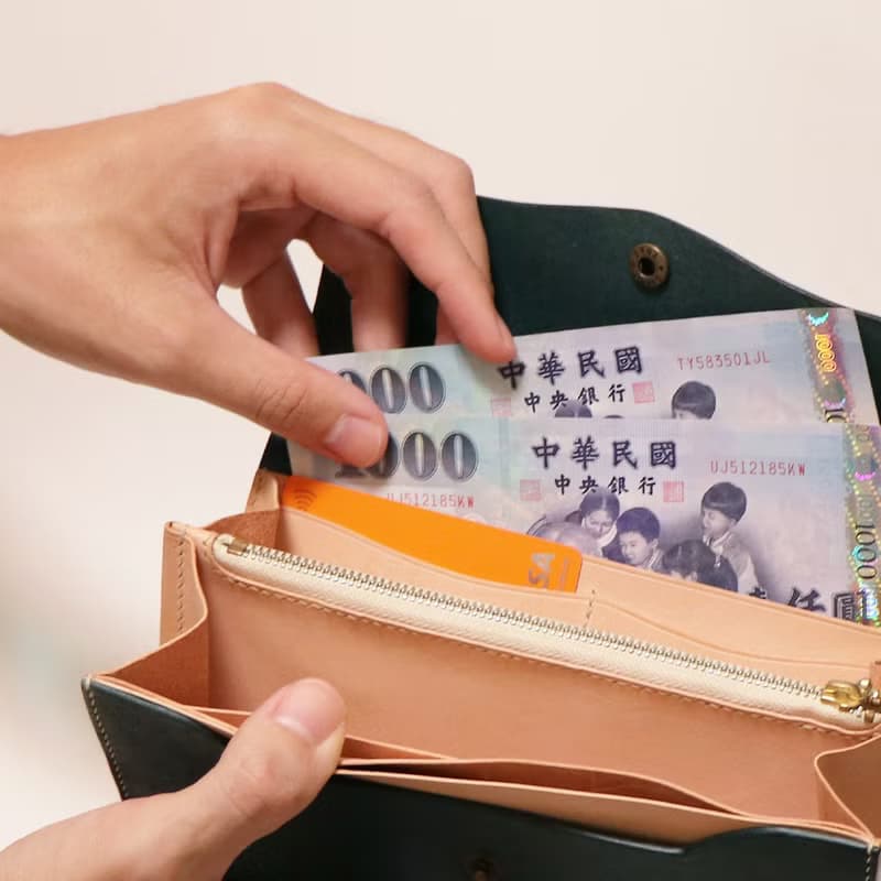 【生日禮物】翻蓋長夾手拿包 l 歐洲A級法蘭斯原皮 l 手工縫製