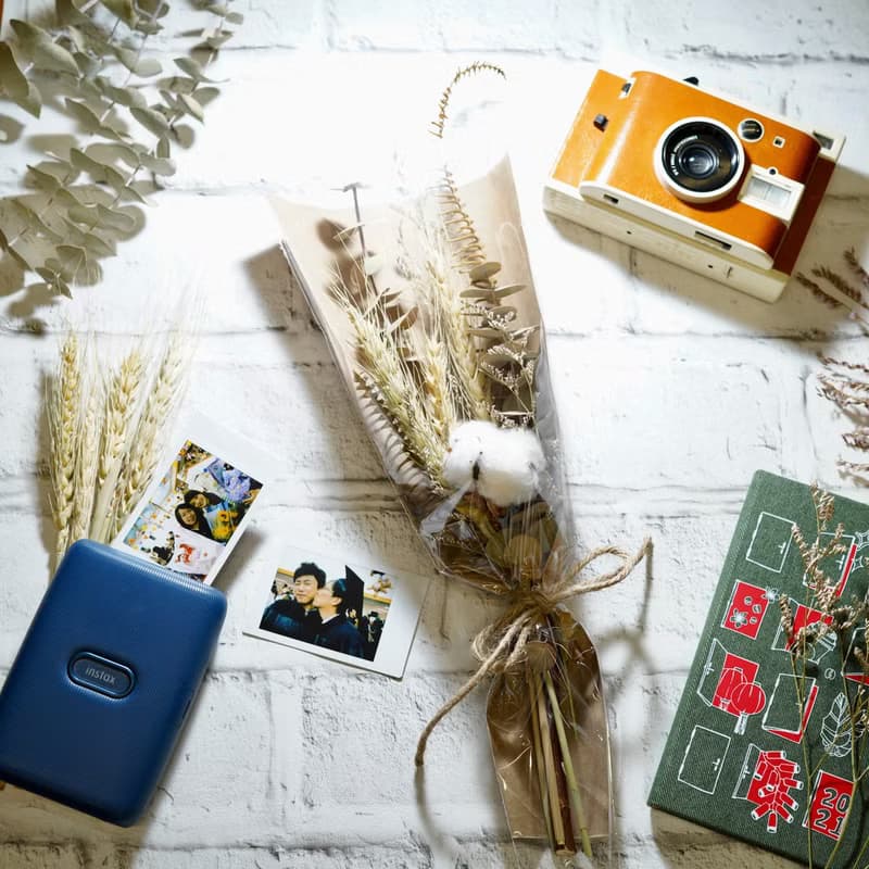 隔離不了的祝福 - 花束與拍立得 禮物