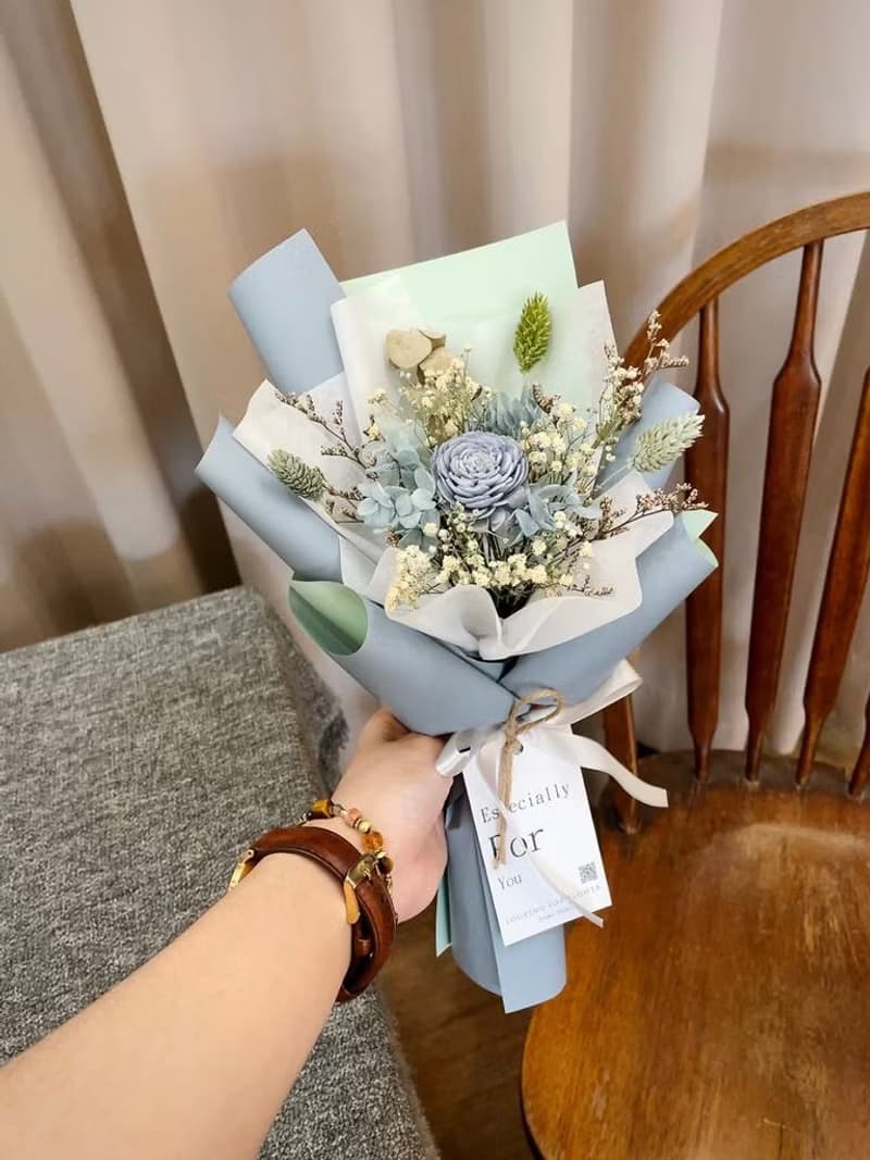 乾燥花束【寂靜藍綠小花束】 生日禮物 玫瑰花束 生日花束 畢業花