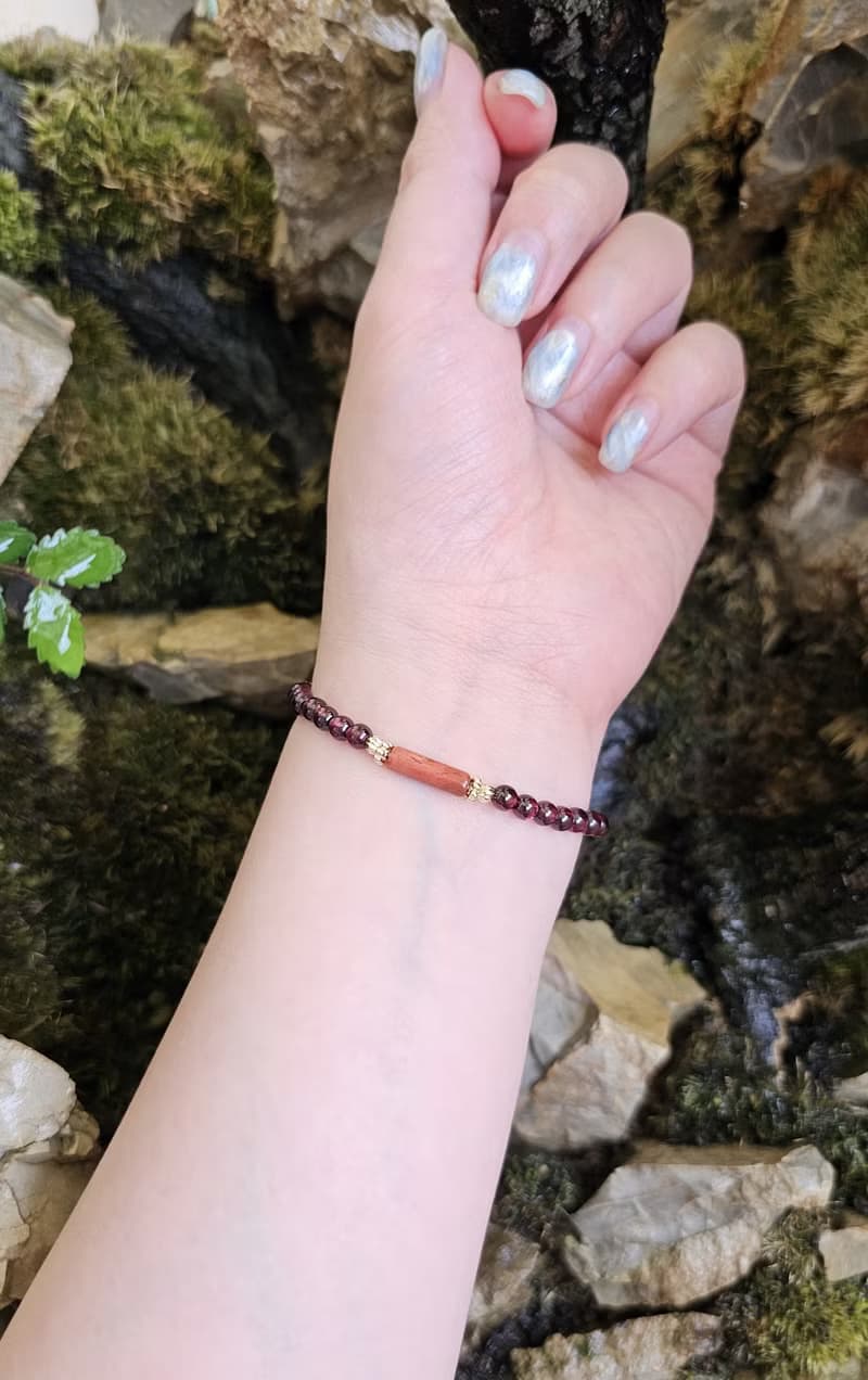 炎影鎮心-水晶手鍊/紅石榴/紫牙烏/紅碧玉/熱情/開運小物