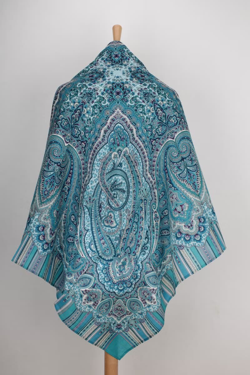 Original Pavlovo Posad Russian Shawl 100% Wool Woolen Scarf 125x125 cm 2040-3 N