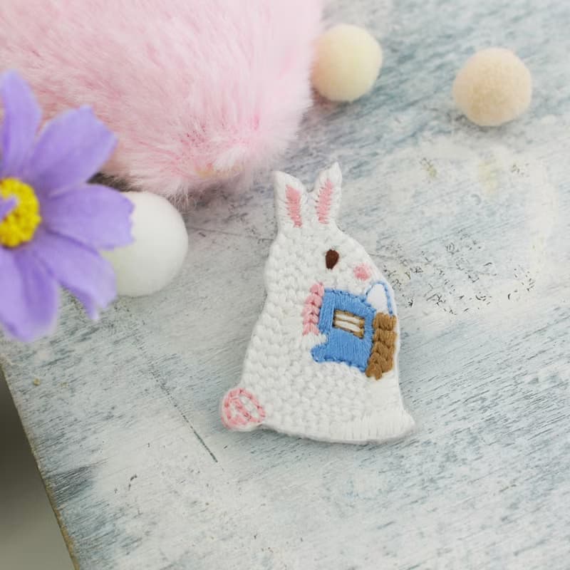 #送好朋友禮物 / 全套森林寶寶毛線刺繡別針,手作胸針- 單件選購