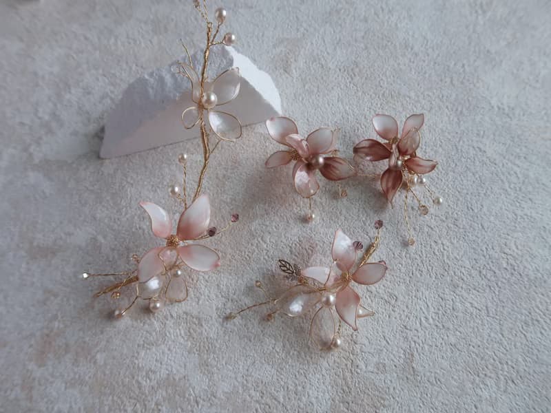 幸福來了- 水晶花 耳環 手作新娘飾品 禮物 新娘頭飾/伴娘配飾