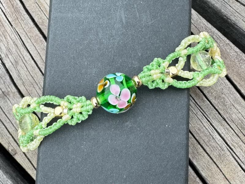 230112 Macrame 南美蠟線 琉璃珠 手鍊