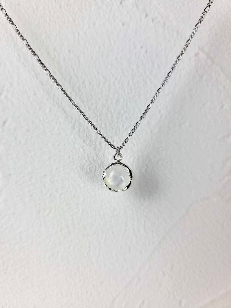 A.pearl 彩虹光 月光石 純銀項鍊 / 水晶氣質款 / 輕珠寶