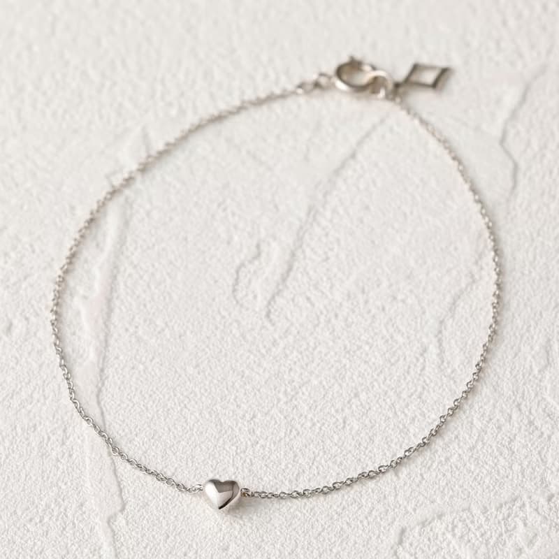 tiny heart bracelet SV ニッケルフリーブレスレット　小さなハートのブレスレット　シルバー　ロジウム