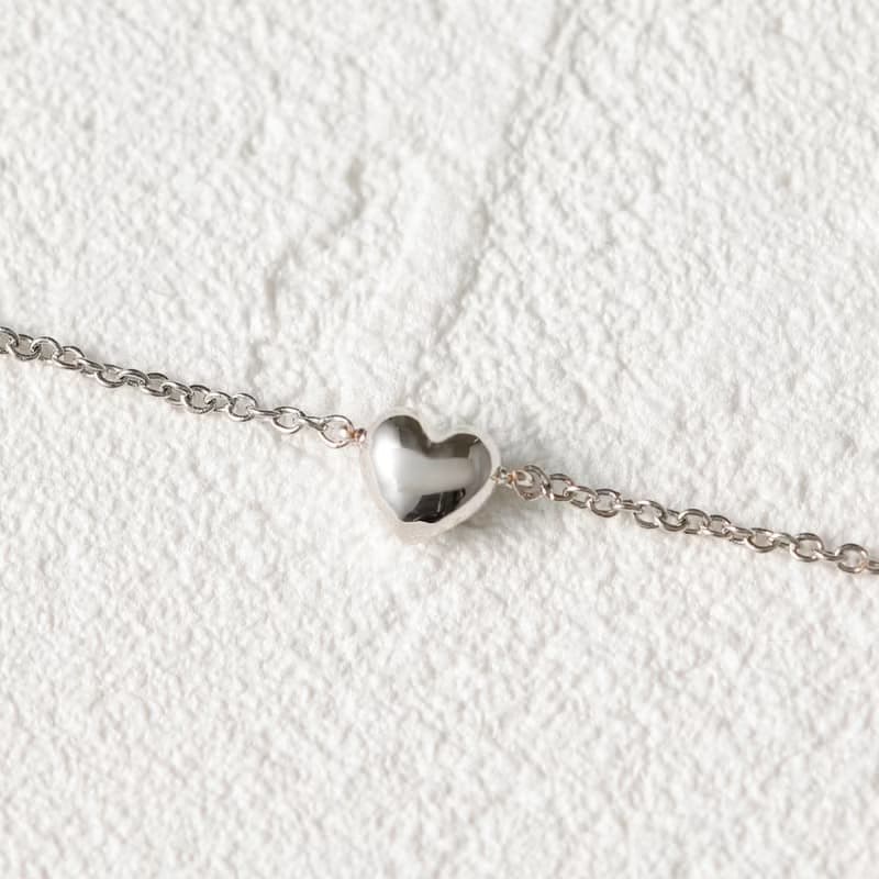 tiny heart bracelet SV ニッケルフリーブレスレット　小さなハートのブレスレット　シルバー　ロジウム